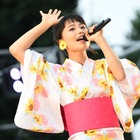 足立佳奈、浴衣姿で「神宮外苑花火大会」に登場！「キムチ」を熱唱 画像