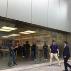 ついにiPhone 8/8 Plus発売！銀座Apple Store前には60人の行列 画像