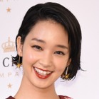 剛力彩芽、交際認める！「気づいたら年齢の差をこえて」 画像