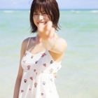 欅坂46・渡邉理佐の1st写真集が発売！アメリカとバハマで素顔見せる 画像