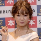 宇野実彩子、クールにスーツを着こなした姿に反響! 画像