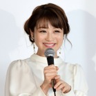 鈴木奈々、美人な義姉との仲睦まじい2ショット公開! 画像