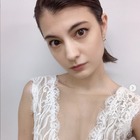 マギー、胸元あらわな全身レースの衣装でファン魅了! 画像