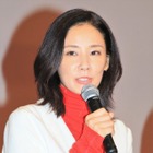 吉田羊、阿部寛のそっくりタレント「マネールあべ」に驚き 画像