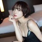 岡田紗佳、大胆カット満載の写真集が明日発売！SNSにアザーカット公開中 画像