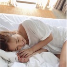 藤田ニコル、白Tシャツ姿の写真集オフショット公開!溢れ出る彼女感に「かわいすぎる」の声! 画像