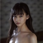 ミスヤンマガ2019・吉澤遥奈、アザーカットに「神」「今1番キテる」の声! 画像