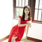 乃木坂46・久保史緒里、真っ赤なドレスで華やかに！ 画像