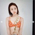 橘ひと美、初々しい水着ショットが好評！「すごく良い！」「好きになっちゃう」 画像