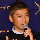 前澤友作、ツイッターでの