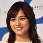 川口春奈の左手薬指に指輪が！ファンざわざわ…… 画像