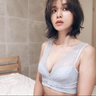 鈴木紗理奈がナイトブラで美ボディ披露!下着ブランドの公式アンバサダーに就任! 画像