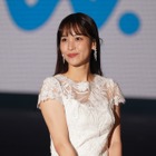 【TGC 2021】鷲見玲奈が華麗なウォーキングを披露、TGCの幕開けを告げる 画像