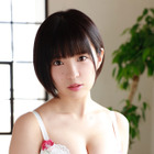 美少女アイドル・朝倉ゆりがグラビア登場！純白下着で素肌まぶしいグラビアカットも！ 画像