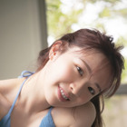 乃木坂46・渡辺みり愛、ビーチハウスで弾ける笑顔&抜群のスタイル! 画像
