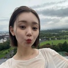 江野沢愛美、“黒水着×Tシャツ”の濡れ透けセクシーショットを公開！ 画像