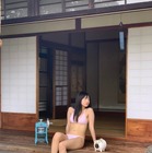 吉田莉桜 古民家グラビアのオフショ一挙公開!水着にキャミ、浴衣も! 画像