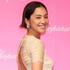 中村アン、美背中大胆露出のドレスで会場を魅了！ 画像