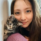 石川恋＆子猫のWカワイイツーショットが好評！ 画像