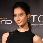 「もはや神々しい!!」菜々緒、砂のついた水着のバックショットに称賛の声 画像