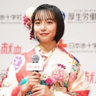 山之内すず、振り袖姿で2022年の抱負「自分と大事な人たちを守れる強さを」 画像