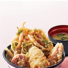 天丼てんやから「早春天丼」！白えび、はも、金目鯛が豪快に盛り付け 画像