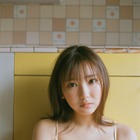 沢口愛華、普段のリアルな生活感じさせるグラビア披露 画像