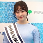 本田望結、タイトな水色ワンピで会場を魅了 画像