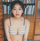 TikTokフォロワー数46万人超の大熊杏優、オール水着のデジタル写真集発売 画像