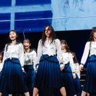 櫻坂46三期生、『おもてなし会』開催！デビュー曲「夏の近道」を“11人”で披露 画像