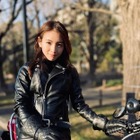 ほのか、まるで峰不二子！レザーコーデでバイクに乗る姿にファン歓喜 画像