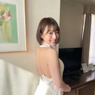 NMB48・安部若菜、美背中全開の悩殺ニット姿を披露「ドキドキします」「刺激的すぎる」 画像