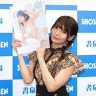 似鳥沙也加、新カレンダーはキュート＆セクシー「いろんなパターンが見られる」 画像