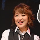 離婚発表の鈴木奈々、男性との腕組みショット公開も「彼氏とデートじゃないよー！」 画像