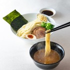 一風堂、夏の風物詩「太つけ麺」今年も！味変アイテム「特製黒香油」も新登場 画像