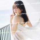 カーテン越しに透けて見える美しいボディライン...乃木坂46・田村真佑の下着カットが公開 画像