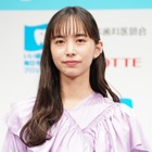 井桁弘恵、福岡の難関高校出身！母校訪問写真を公開「テニス部頑張ってたなぁ～」 画像