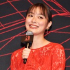 内田理央、松井玲奈とおそろい水着＆イヤリングでツーショット！ファンから「挟まれたい」の声 画像