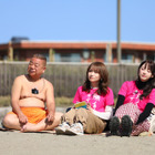 堀未央奈、出川哲朗・秋元真夏との3ショット公開!番組ロケでサザンゆかりの地へ 画像