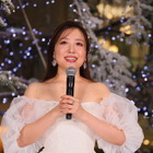 まるで雪の精！平原綾香、目を見張る純白ドレスでクリスマスイベントに登場 画像