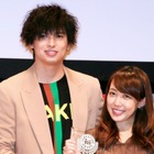 川崎希、夫・アレクとの仲良し2ショットで結婚11周年を報告 画像