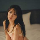 声優・芹澤優、最新写真集＆カレンダーの各種特典絵柄が公開 画像