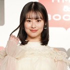 井本彩花、20歳になって初のカレンダーは「120点満点！」…露出衣装で過ごす休日の姿も収録 画像