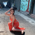 相楽伊織、1st写真集から胸元チラリのオレンジドレスショット公開 画像