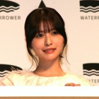 「めっちゃかわいい」長濱ねるのJK制服姿に絶賛の声 画像