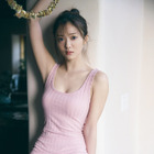 櫻坂46・田村保乃、美ボディ際立つピンクのミニワンピ姿 画像