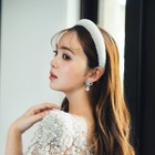 藤田ニコル、結婚式の準備に1年！ドレスは王道でプリンセスライン 画像
