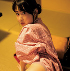 SKE48・井上瑠夏、浴衣姿で太もも露出！ 写真集未掲載の大胆カット 画像