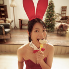 ときちゃん、クリスマスバニー姿でチキンをがぶり！ ド迫力ヒップの1枚も…『週刊SPA！』 画像