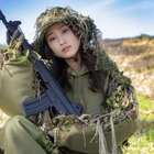 澄田綾乃が模擬銃装備のギリースーツ姿に！ 『MAMOR』表紙とグラビアに登場 画像